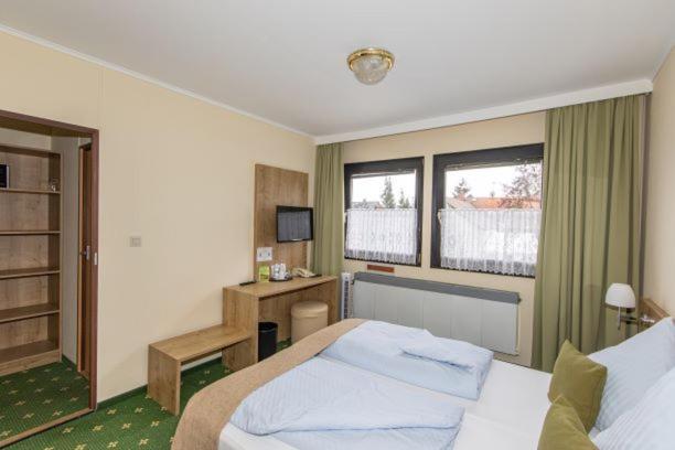 Spreewaldhotel Garni Raddusch Фечау Екстериор снимка