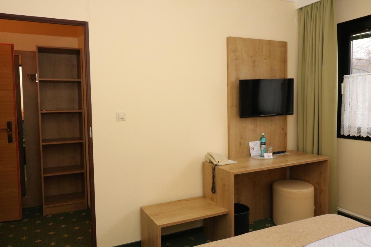 Spreewaldhotel Garni Raddusch Фечау Екстериор снимка